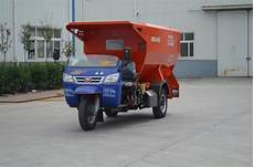 Feed Spreading Trailer