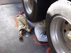 Semi Trailer Back Load