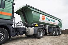 Tipping Semi-Trailers
