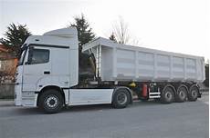 Tipping Semi-Trailers